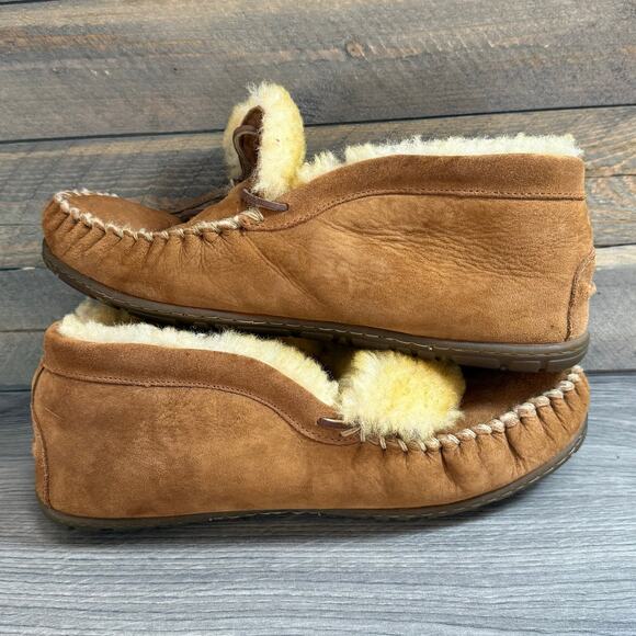 LL Bean Wicked Good Moccasin Suede Slippers Mens Size 11.5 Camp Shearling Lined
